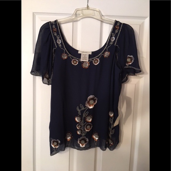 Ladie Sequined Blouse New with Tags. - Picture 1 of 7